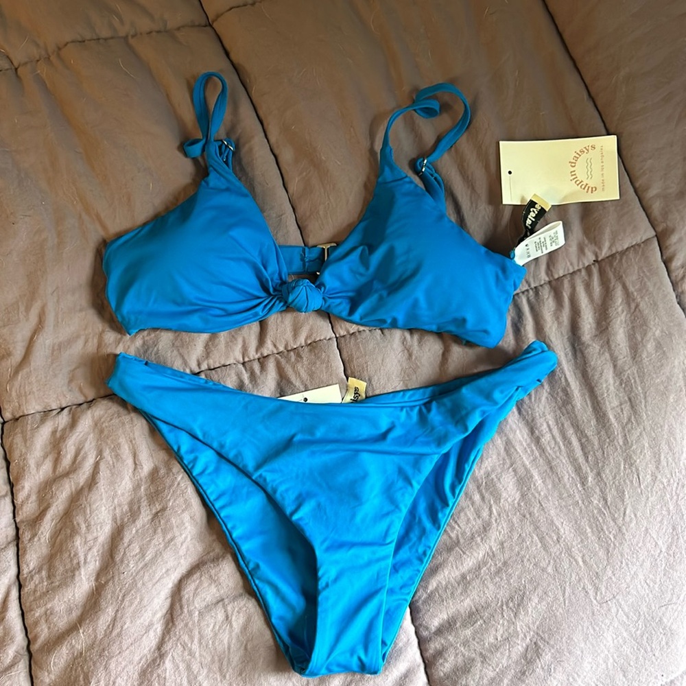 NWT Dippin daisys bikini